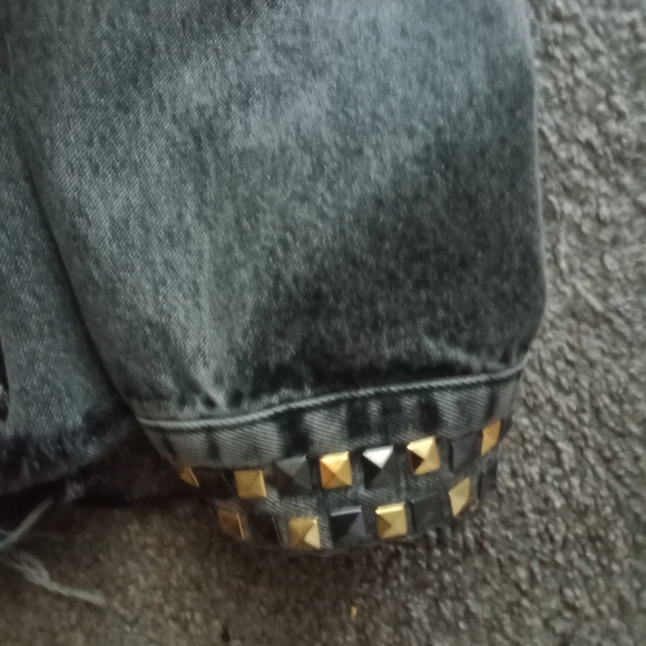 Jean jacket - Picture 8 of 8